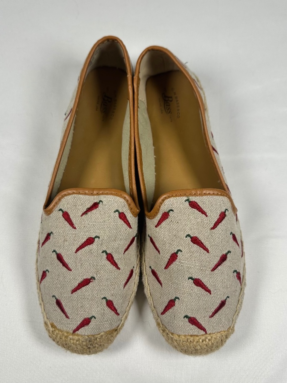 G.H Bass & Co. Jenna Critter Chili Pepper Espadrille Flats Size 8 Women Tan/Red